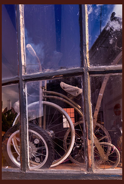 bicycle shop detail