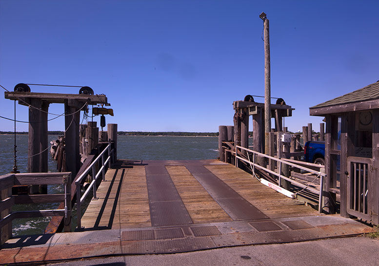 Shelter Island ferry wharf