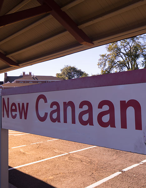 New Canaan station sign